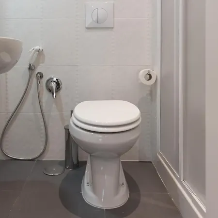 Eden 게스트하우스 3*